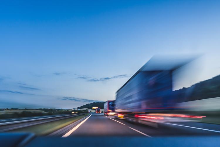 Innovative software services for optimizing fleet management in fleets
